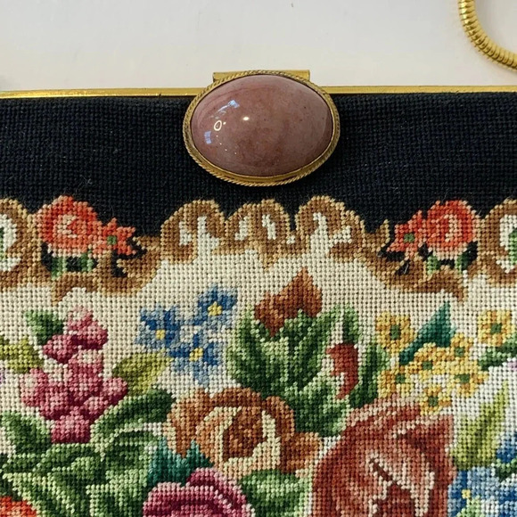 Vintage Floral Petit Point Rose Quartz Gold Filigree Embroidered Black Handbag - Picture 2 of 16